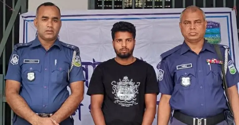 গ্রেপ্তার প্রধান আসামি